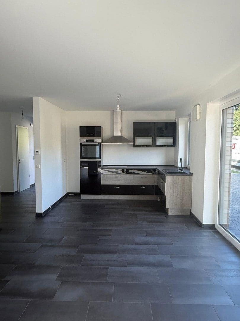 Pronájem domu 122 m², pozemek 387 m², Stange-Freerks-Str. 5a, Vastorf, Dolní Sasko Pronájem domu 122 m², pozemek 387 m², Stange-Freerks-Str. 5a, Vastorf, Dolní Sasko