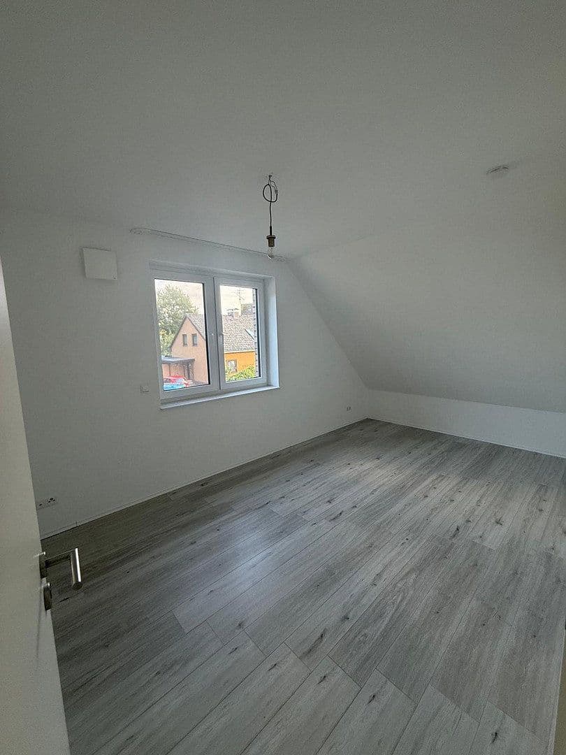 Pronájem domu 122 m², pozemek 387 m², Stange-Freerks-Str. 5a, Vastorf, Dolní Sasko Pronájem domu 122 m², pozemek 387 m², Stange-Freerks-Str. 5a, Vastorf, Dolní Sasko