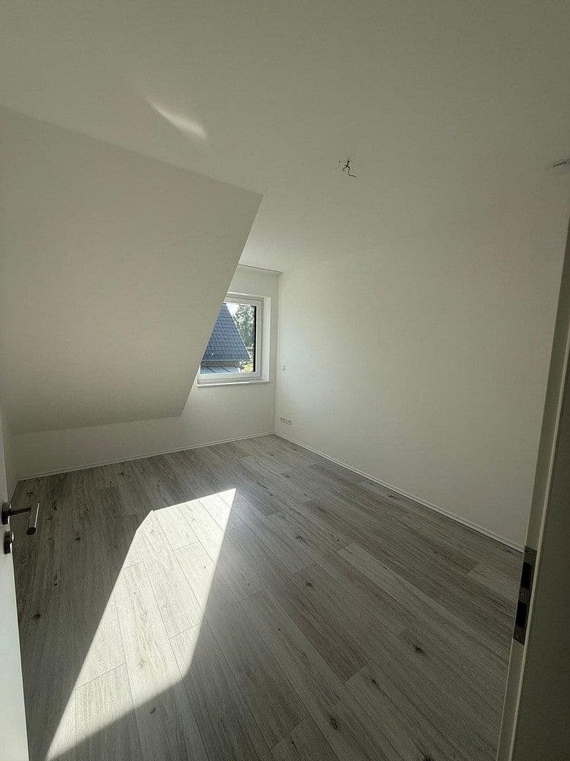 Pronájem domu 122 m², pozemek 387 m², Stange-Freerks-Str. 5a, Vastorf, Dolní Sasko Pronájem domu 122 m², pozemek 387 m², Stange-Freerks-Str. 5a, Vastorf, Dolní Sasko