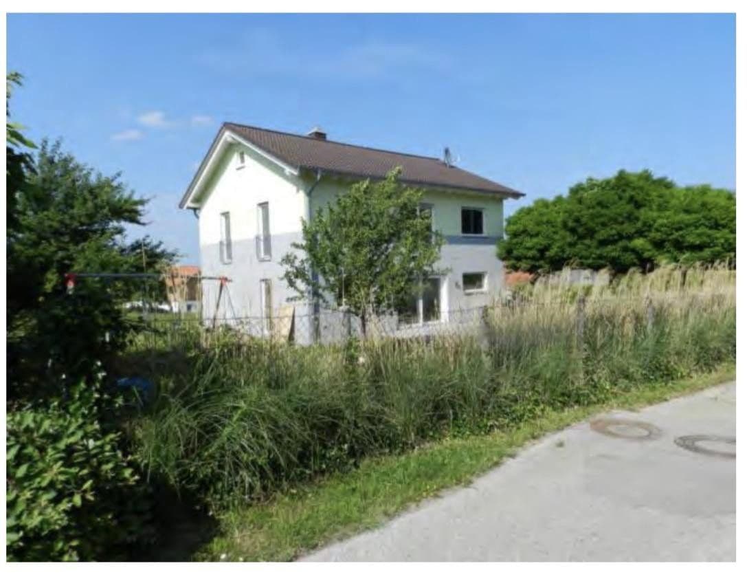 Prodej domu 165 m², pozemek 750 m², Am Obstanger 2, Kirchanschöring, Bavorsko Prodej domu 165 m², pozemek 750 m², Am Obstanger 2, Kirchanschöring, Bavorsko