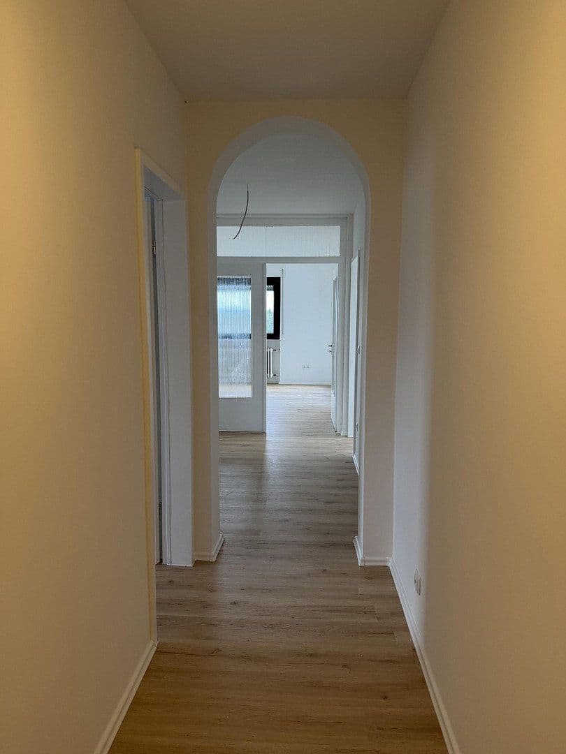 Pronájem bytu 3+1 77 m², Akademiestraße 27, Hanau, Hessen Pronájem bytu 3+1 77 m², Akademiestraße 27, Hanau, Hessen