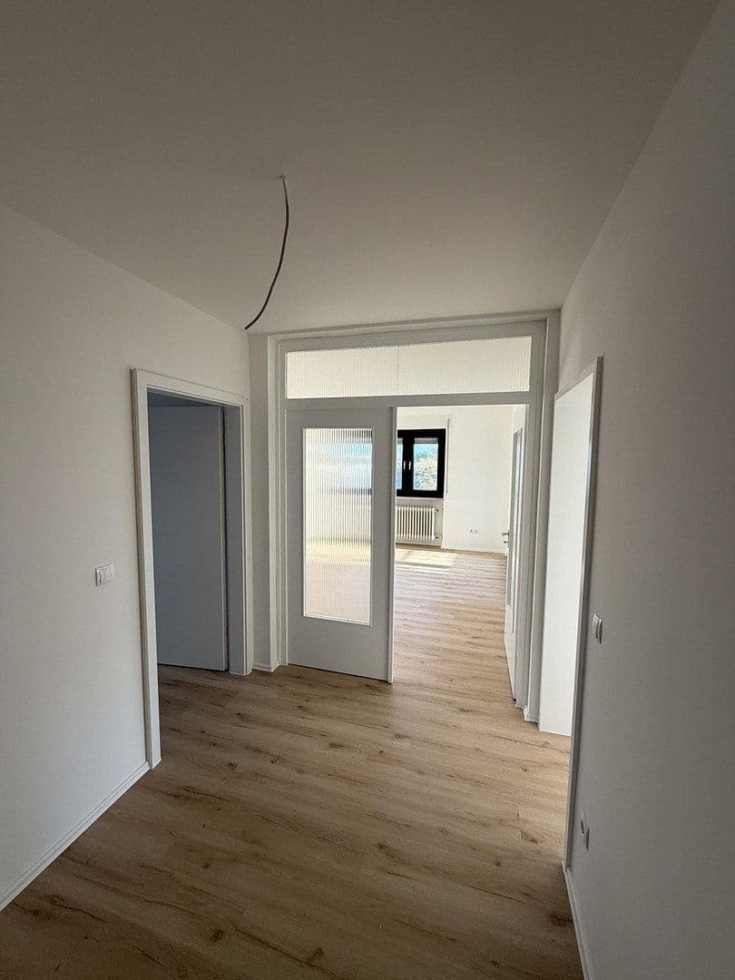 Pronájem bytu 3+1 77 m², Akademiestraße 27, Hanau, Hessen Pronájem bytu 3+1 77 m², Akademiestraße 27, Hanau, Hessen