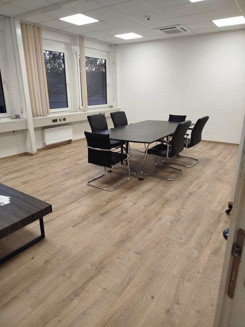 Pronájem kanceláře 400 m², Am Lichtbogen 53, Essen, Severní Porýní-Vestfálsko Pronájem kanceláře 400 m², Am Lichtbogen 53, Essen, Severní Porýní-Vestfálsko