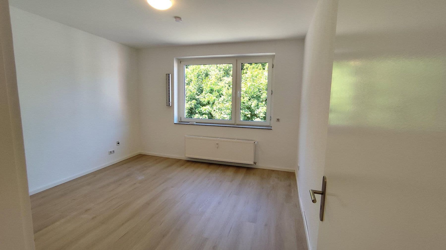 Pronájem bytu 4+1 110 m², Holzstrasse 184, Castrop-Rauxel, Severní Porýní-Vestfálsko Pronájem bytu 4+1 110 m², Holzstrasse 184, Castrop-Rauxel, Severní Porýní-Vestfálsko