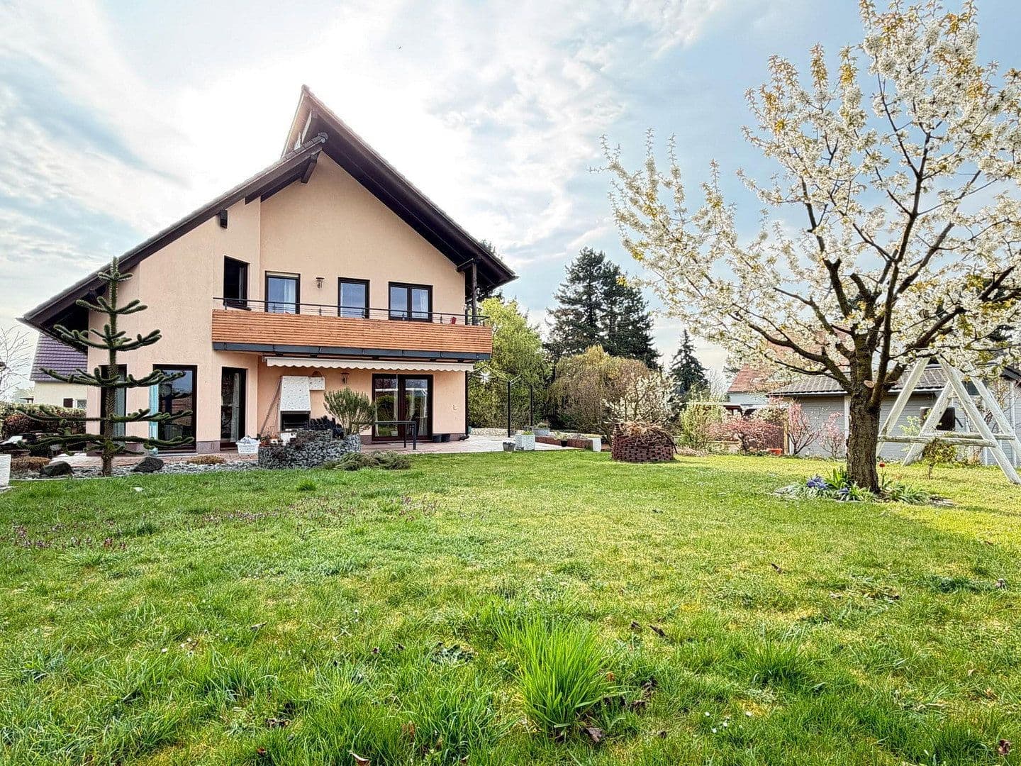 Prodej domu 265 m², pozemek 1.000 m², Žitava, Sasko Prodej domu 265 m², pozemek 1.000 m², Žitava, Sasko