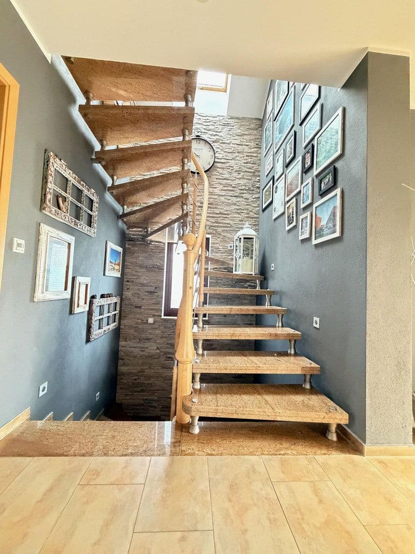 Prodej domu 265 m², pozemek 1.000 m², Žitava, Sasko Prodej domu 265 m², pozemek 1.000 m², Žitava, Sasko