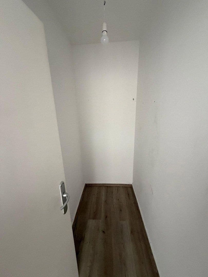 Pronájem bytu 2+1 65 m², Hagener Str. 47, Gevelsberg, Severní Porýní-Vestfálsko Pronájem bytu 2+1 65 m², Hagener Str. 47, Gevelsberg, Severní Porýní-Vestfálsko