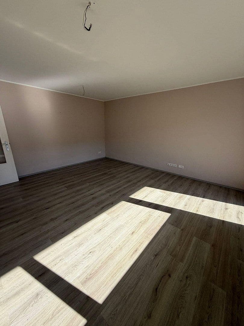 Pronájem bytu 2+1 65 m², Hagener Str. 47, Gevelsberg, Severní Porýní-Vestfálsko Pronájem bytu 2+1 65 m², Hagener Str. 47, Gevelsberg, Severní Porýní-Vestfálsko