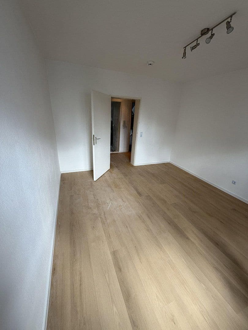 Pronájem bytu 2+1 60 m², Frankfurt, Hessen Pronájem bytu 2+1 60 m², Frankfurt, Hessen