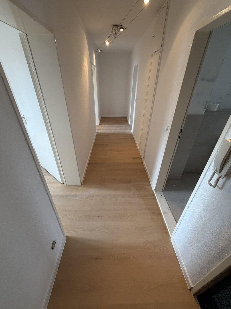 Pronájem bytu 2+1 60 m², Frankfurt, Hessen Pronájem bytu 2+1 60 m², Frankfurt, Hessen