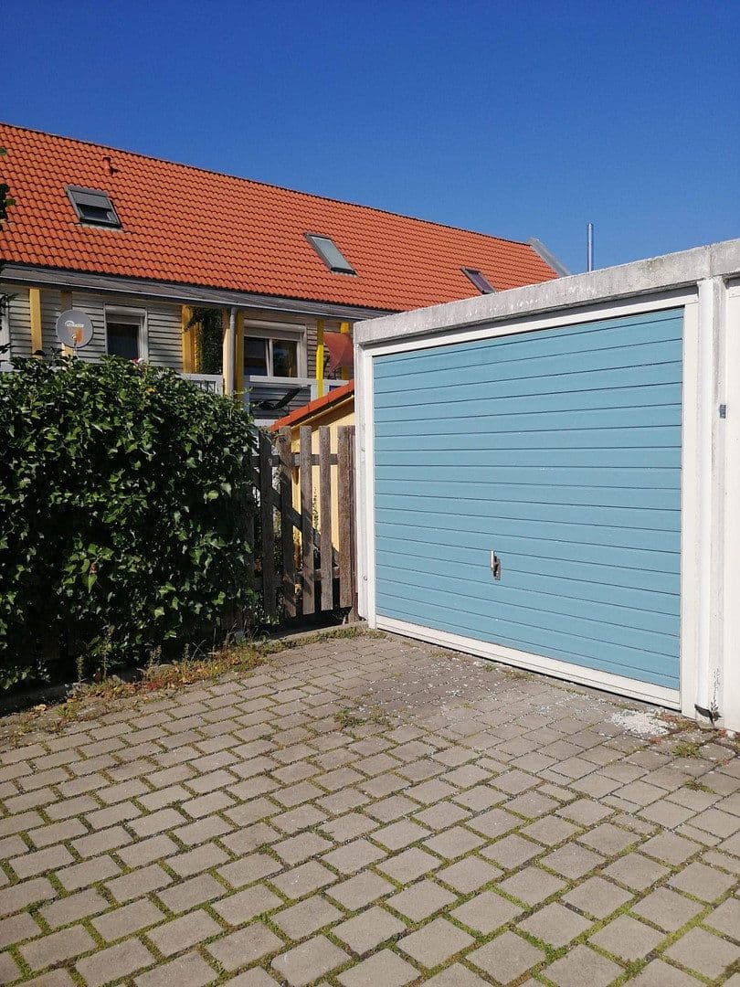 Prodej domu 103 m², pozemek 171 m², Etzelstraße 15, Roth, Bavorsko Prodej domu 103 m², pozemek 171 m², Etzelstraße 15, Roth, Bavorsko