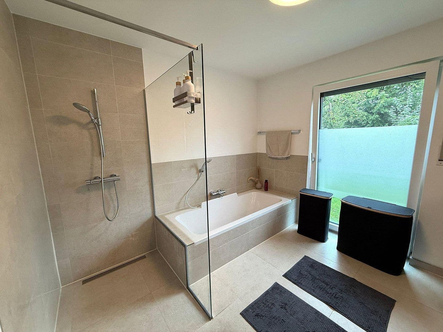 Pronájem bytu 4+1 150 m², Hamppstraße 7a, Au in der Hallertau, Bavorsko Pronájem bytu 4+1 150 m², Hamppstraße 7a, Au in der Hallertau, Bavorsko