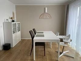 Pronájem bytu 4+1 150 m², Hamppstraße 7a, Au in der Hallertau, Bavorsko Pronájem bytu 4+1 150 m², Hamppstraße 7a, Au in der Hallertau, Bavorsko
