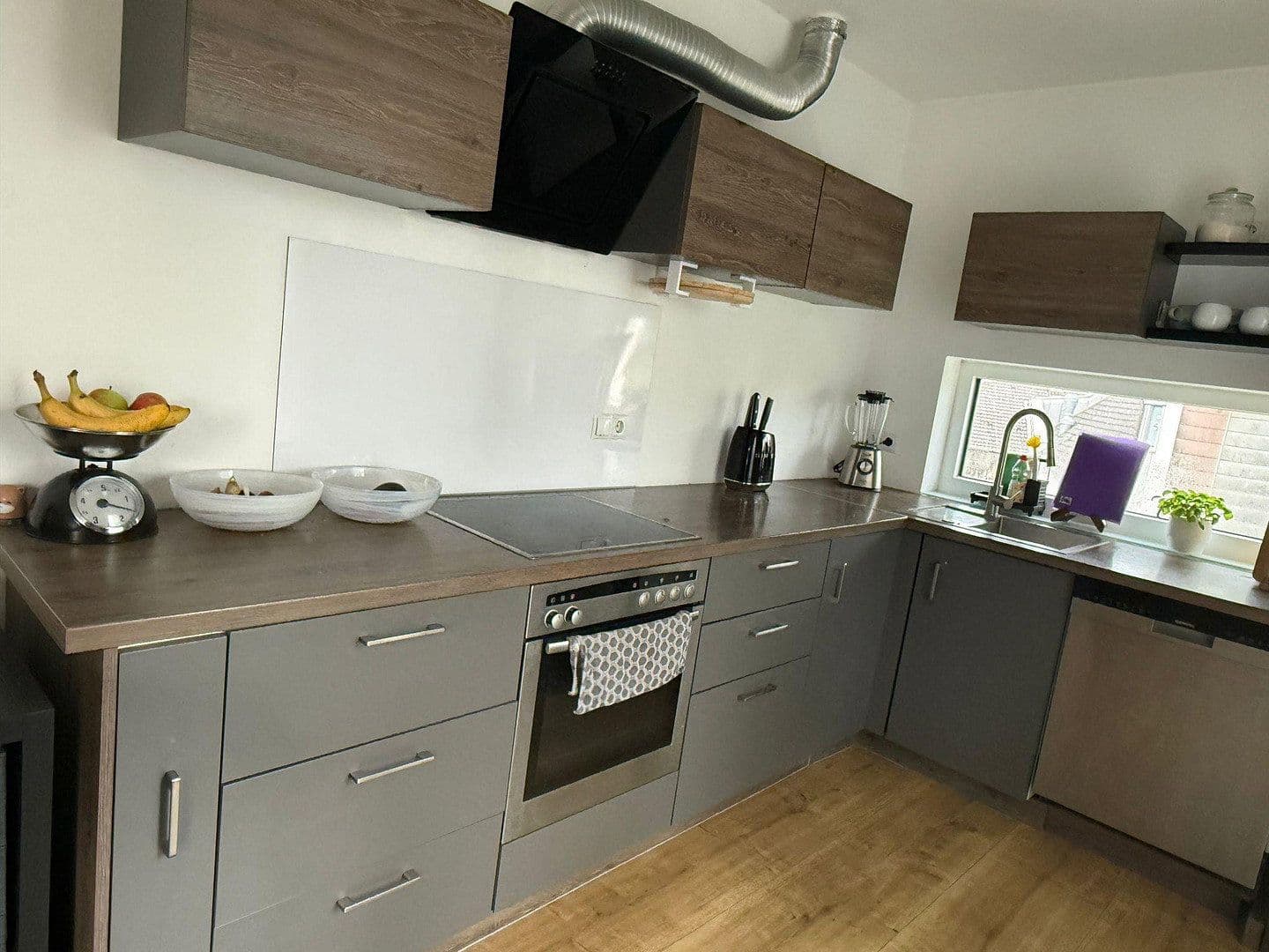Pronájem bytu 4+1 150 m², Hamppstraße 7a, Au in der Hallertau, Bavorsko Pronájem bytu 4+1 150 m², Hamppstraße 7a, Au in der Hallertau, Bavorsko