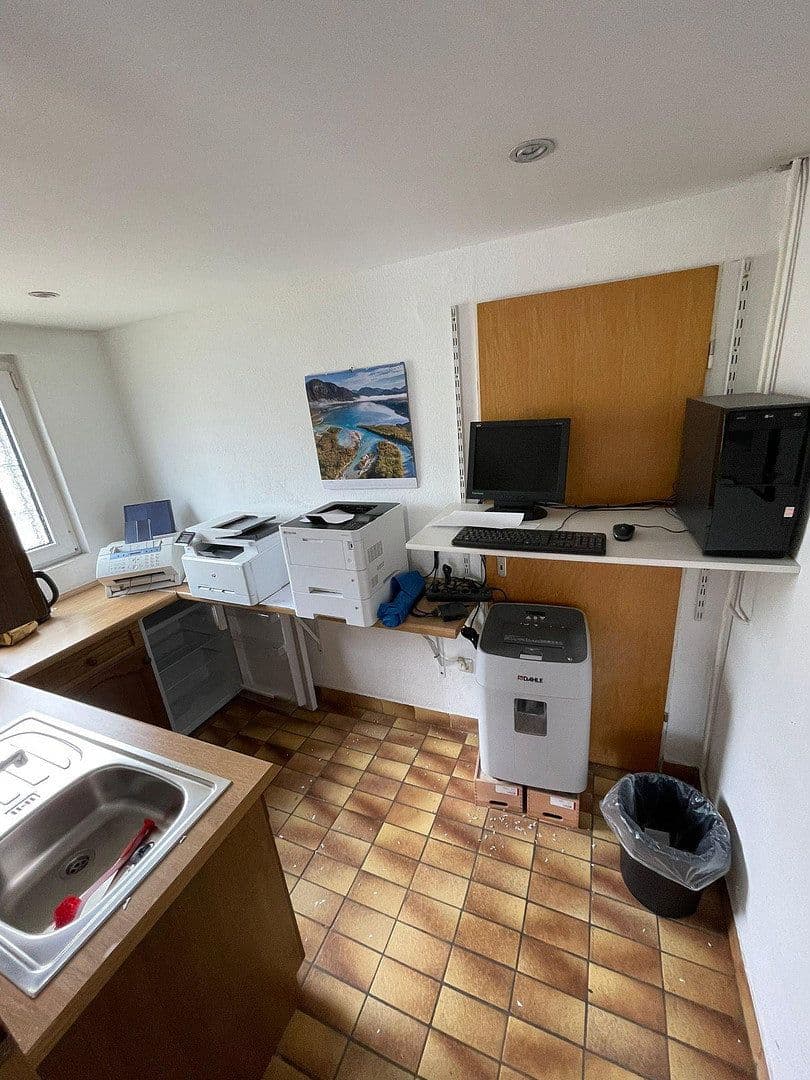 Pronájem pozemku 2.635 m², Oberhausen, Severní Porýní-Vestfálsko Pronájem pozemku 2.635 m², Oberhausen, Severní Porýní-Vestfálsko