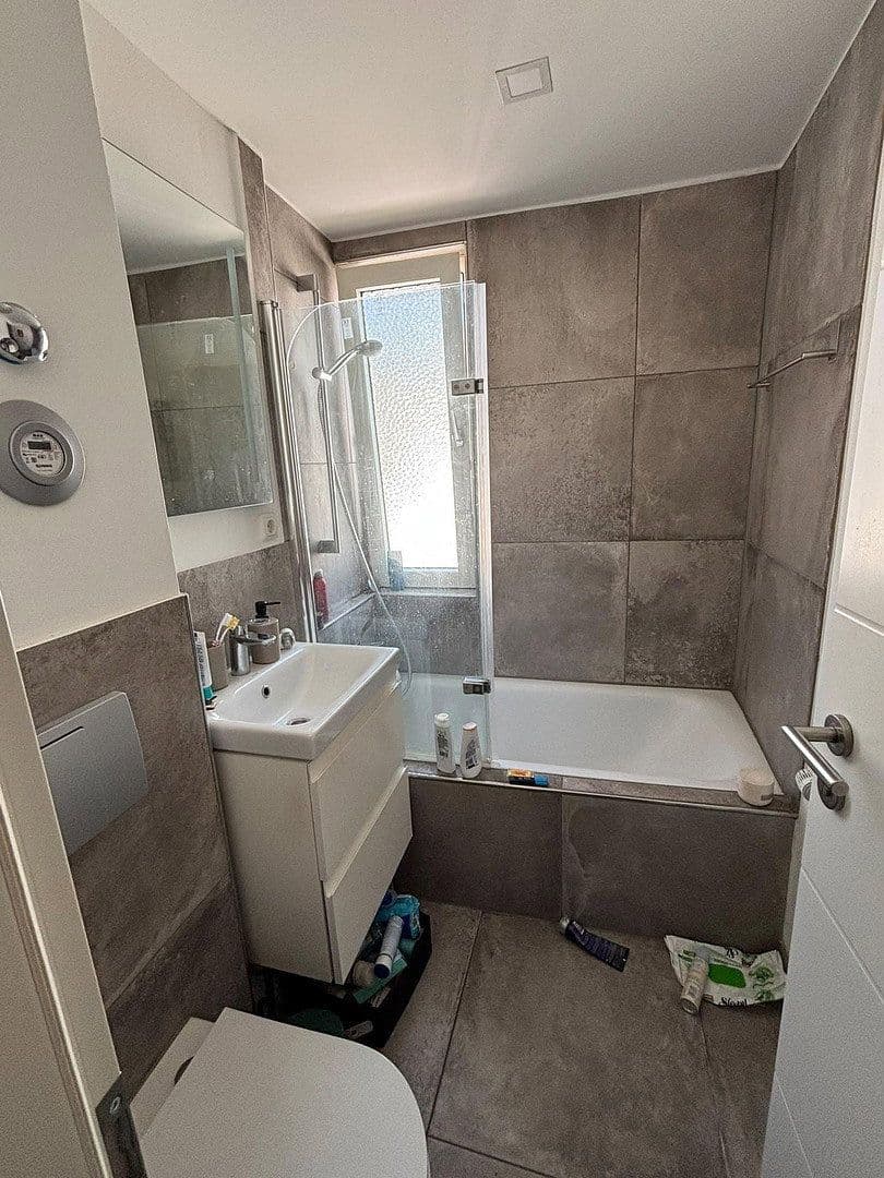Pronájem bytu 2+kk 45 m², Müllerstr. 1, Essen, Severní Porýní-Vestfálsko Pronájem bytu 2+kk 45 m², Müllerstr. 1, Essen, Severní Porýní-Vestfálsko