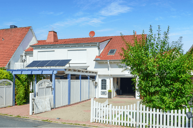 Prodej domu 120 m², pozemek 263 m², Edemissen, Dolní Sasko Prodej domu 120 m², pozemek 263 m², Edemissen, Dolní Sasko