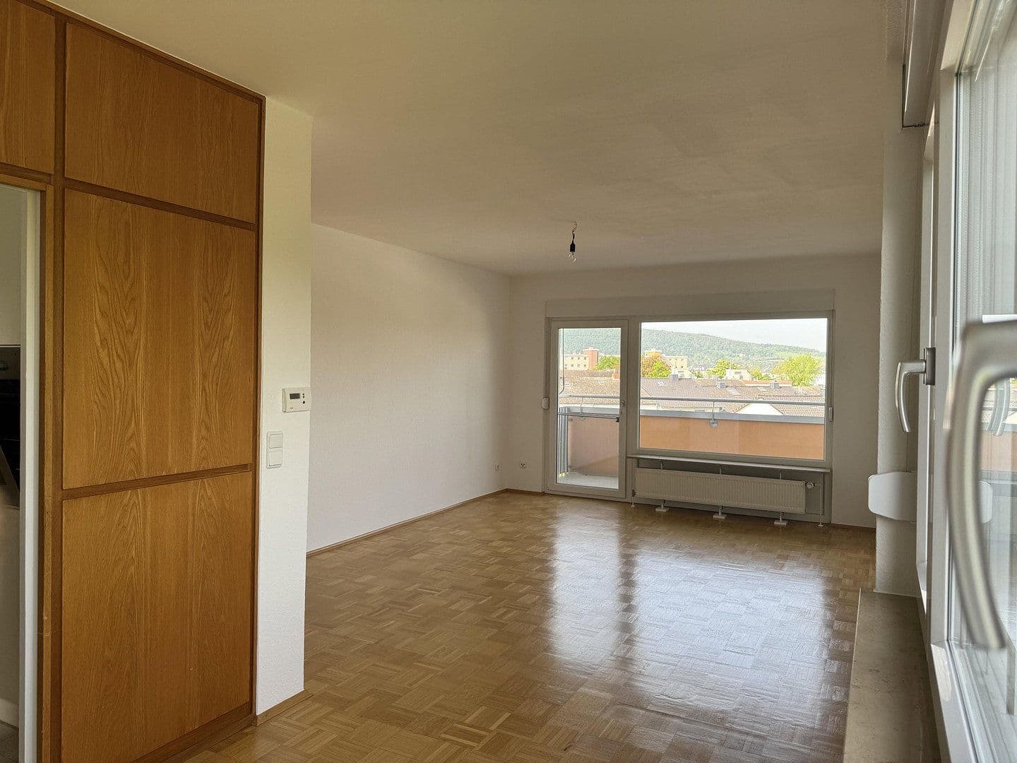 Prodej bytu 3+1 80 m², Holbeinstraße 113, Bad Kreuznach, Porýní-Falc Prodej bytu 3+1 80 m², Holbeinstraße 113, Bad Kreuznach, Porýní-Falc