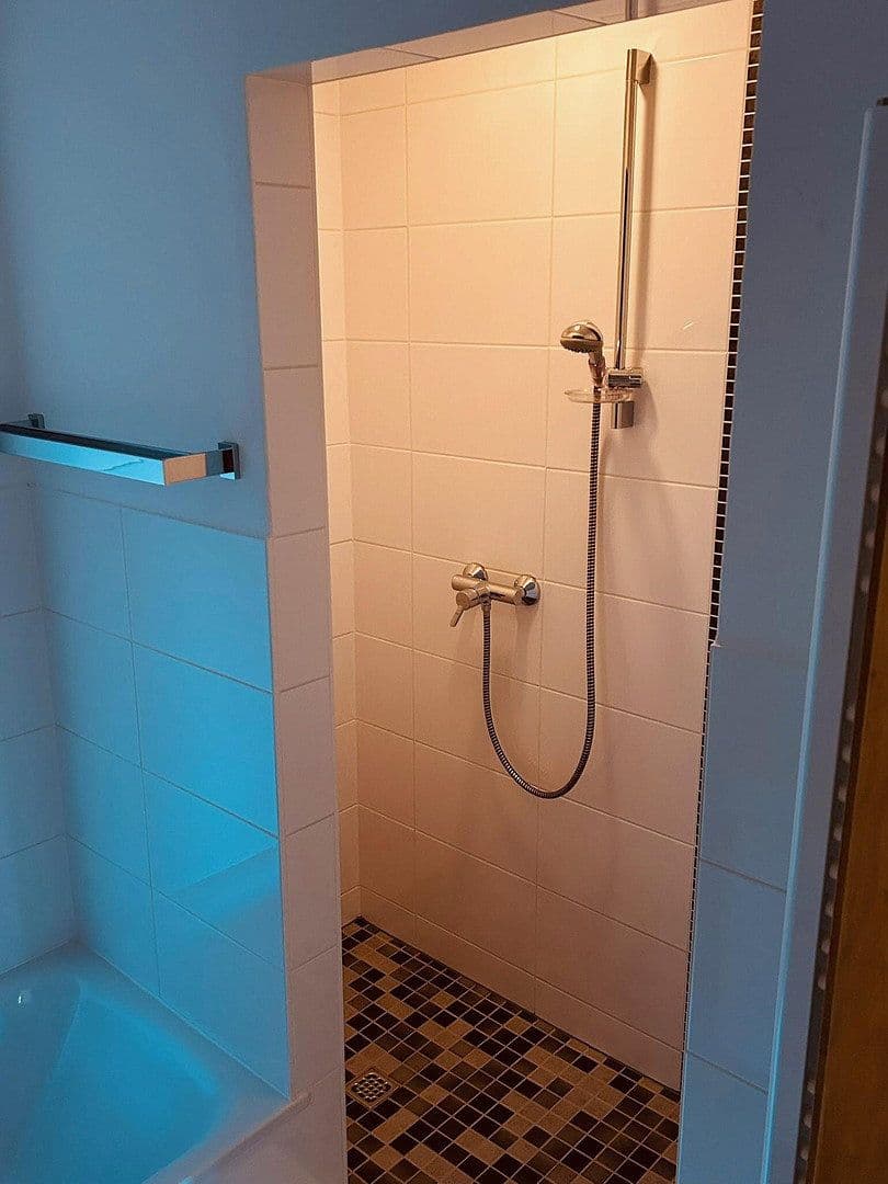 Prodej bytu 3+1 80 m², Holbeinstraße 113, Bad Kreuznach, Porýní-Falc Prodej bytu 3+1 80 m², Holbeinstraße 113, Bad Kreuznach, Porýní-Falc