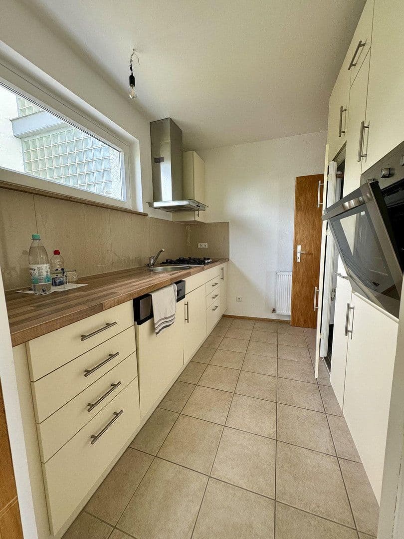 Prodej bytu 3+1 80 m², Holbeinstraße 113, Bad Kreuznach, Porýní-Falc Prodej bytu 3+1 80 m², Holbeinstraße 113, Bad Kreuznach, Porýní-Falc