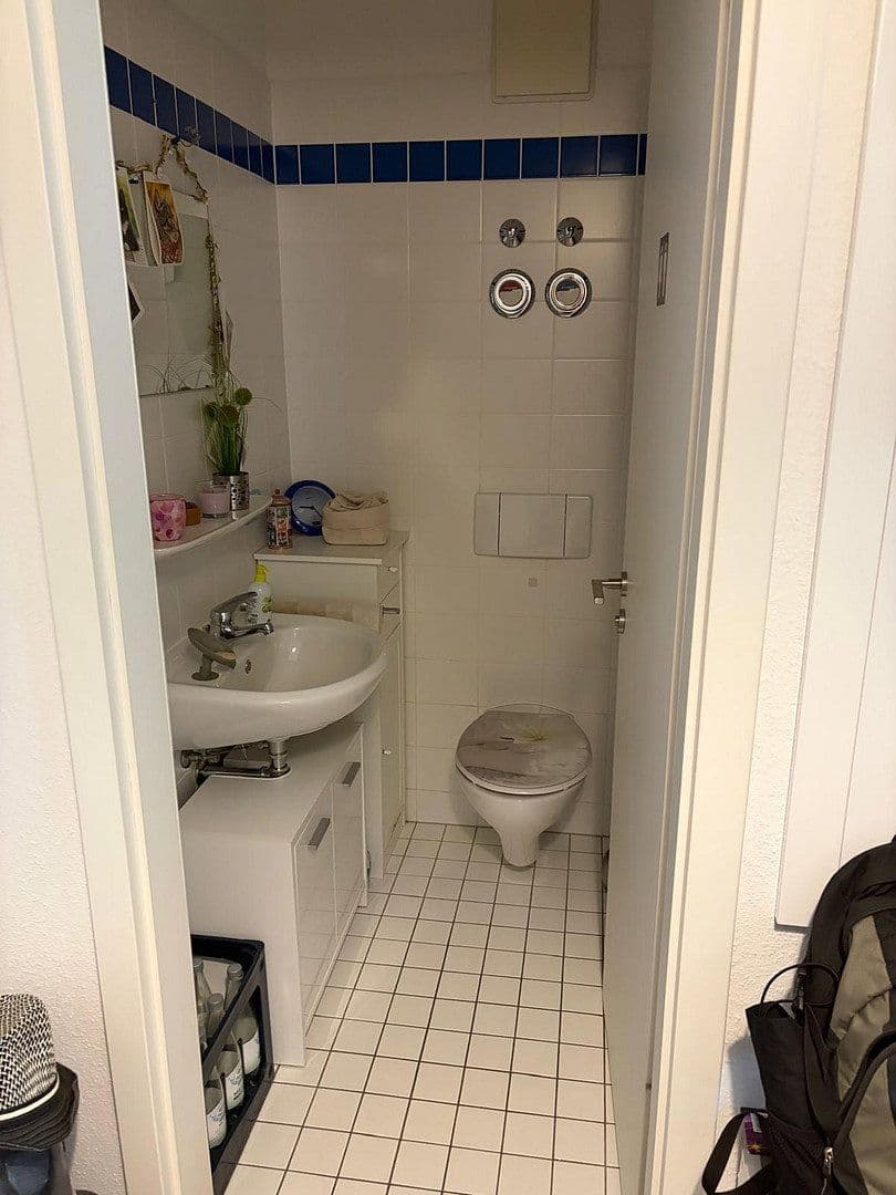 Prodej bytu 4+1 101 m², Charlotte-E.-Pauly-Straße 34, Berlin, Berlín Prodej bytu 4+1 101 m², Charlotte-E.-Pauly-Straße 34, Berlin, Berlín
