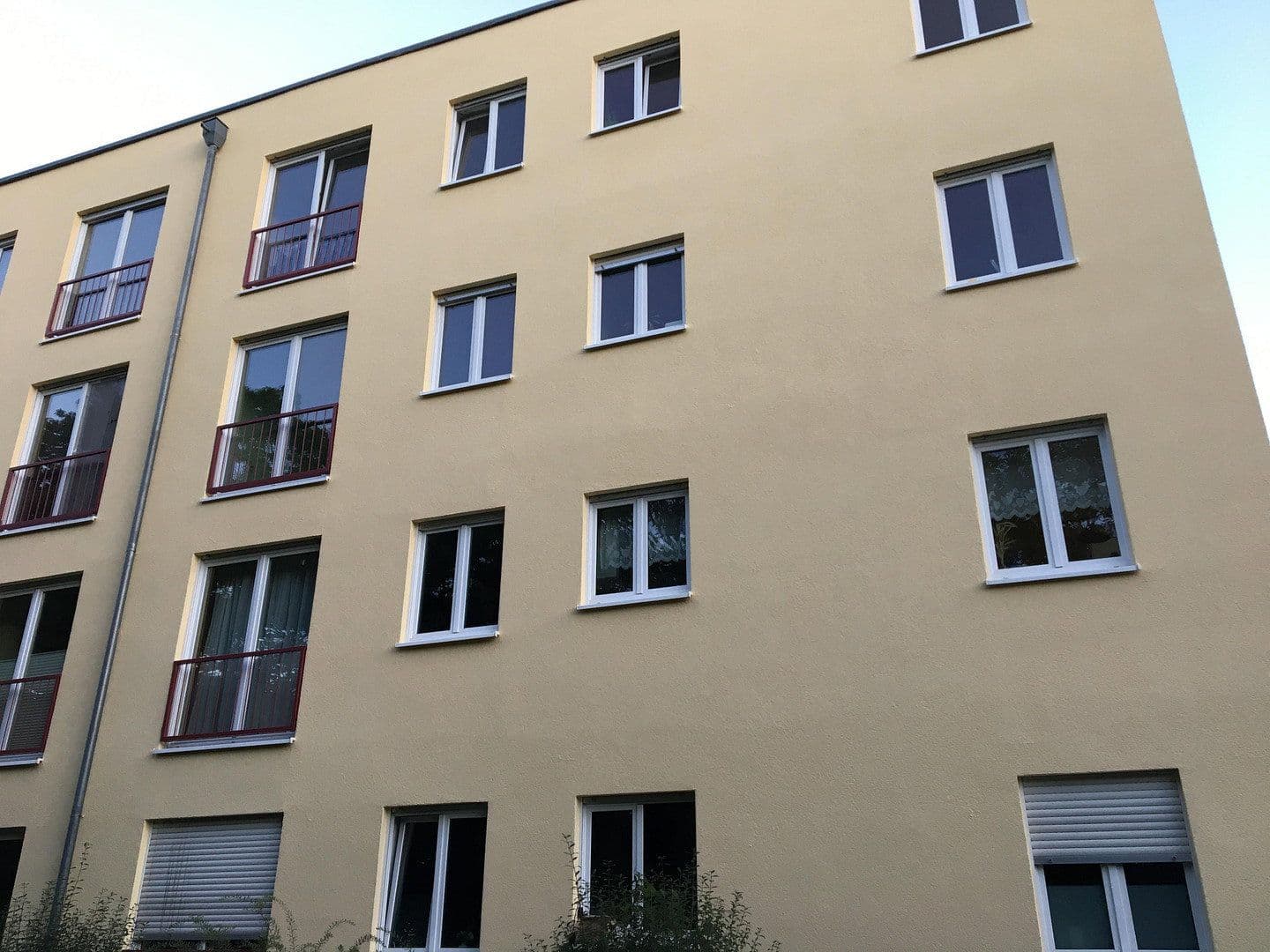 Prodej bytu 4+1 101 m², Charlotte-E.-Pauly-Straße 34, Berlin, Berlín Prodej bytu 4+1 101 m², Charlotte-E.-Pauly-Straße 34, Berlin, Berlín