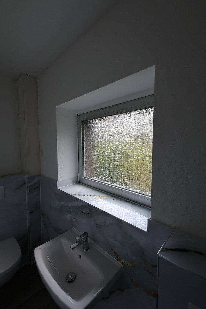 Pronájem bytu 4+1 136 m², Niederzier, Severní Porýní-Vestfálsko Pronájem bytu 4+1 136 m², Niederzier, Severní Porýní-Vestfálsko