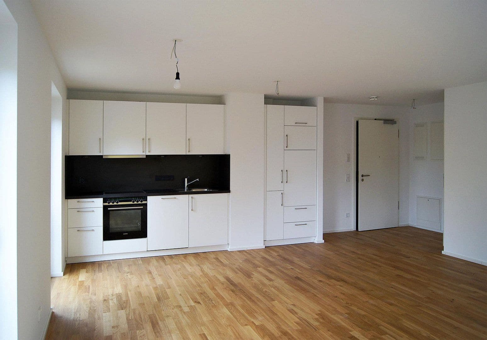Pronájem bytu 2+1 58 m², Richard-Tauber-Straße 3, München, Bavorsko Pronájem bytu 2+1 58 m², Richard-Tauber-Straße 3, München, Bavorsko