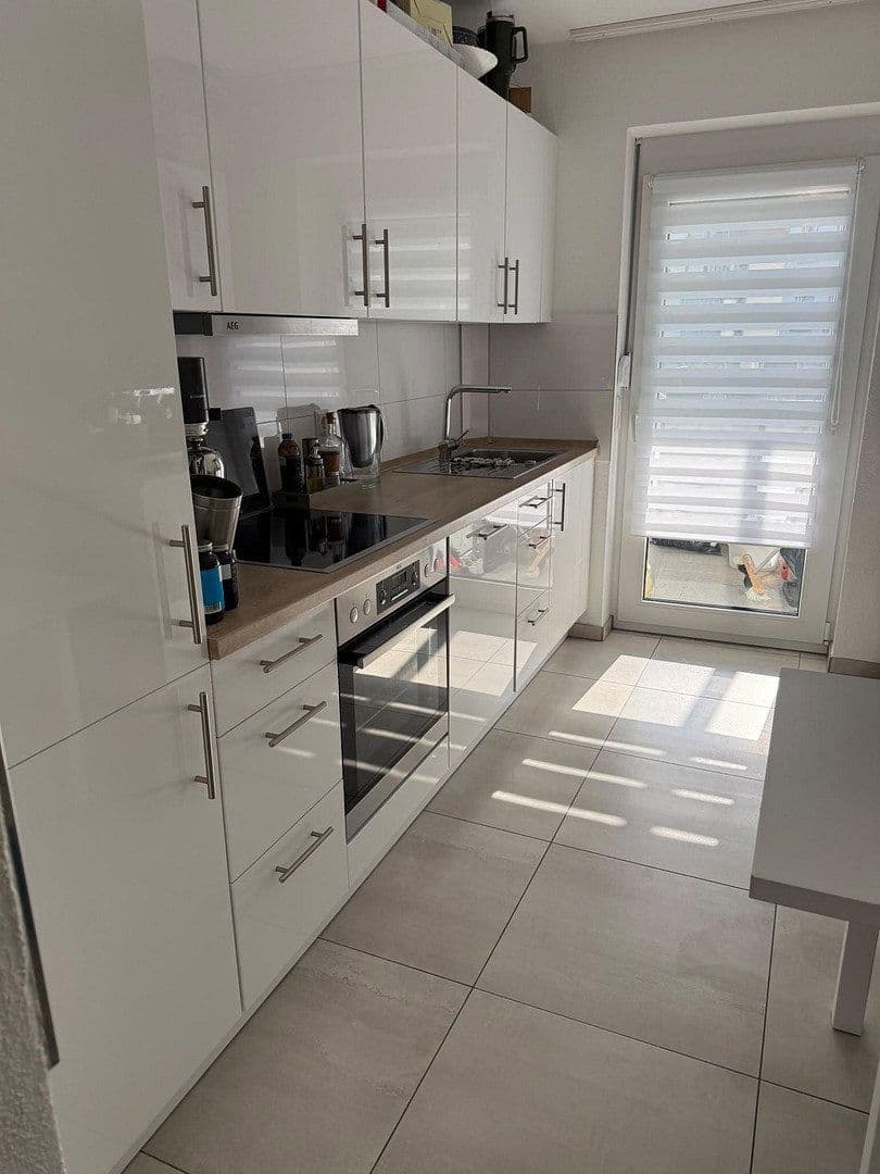 Pronájem bytu 3+1 77 m², Elisabethenstr. 4, Ulm, Bádensko-Württembersko Pronájem bytu 3+1 77 m², Elisabethenstr. 4, Ulm, Bádensko-Württembersko