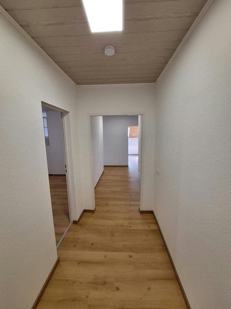 Pronájem bytu 3+1 95 m², Neuberg, Hessen Pronájem bytu 3+1 95 m², Neuberg, Hessen