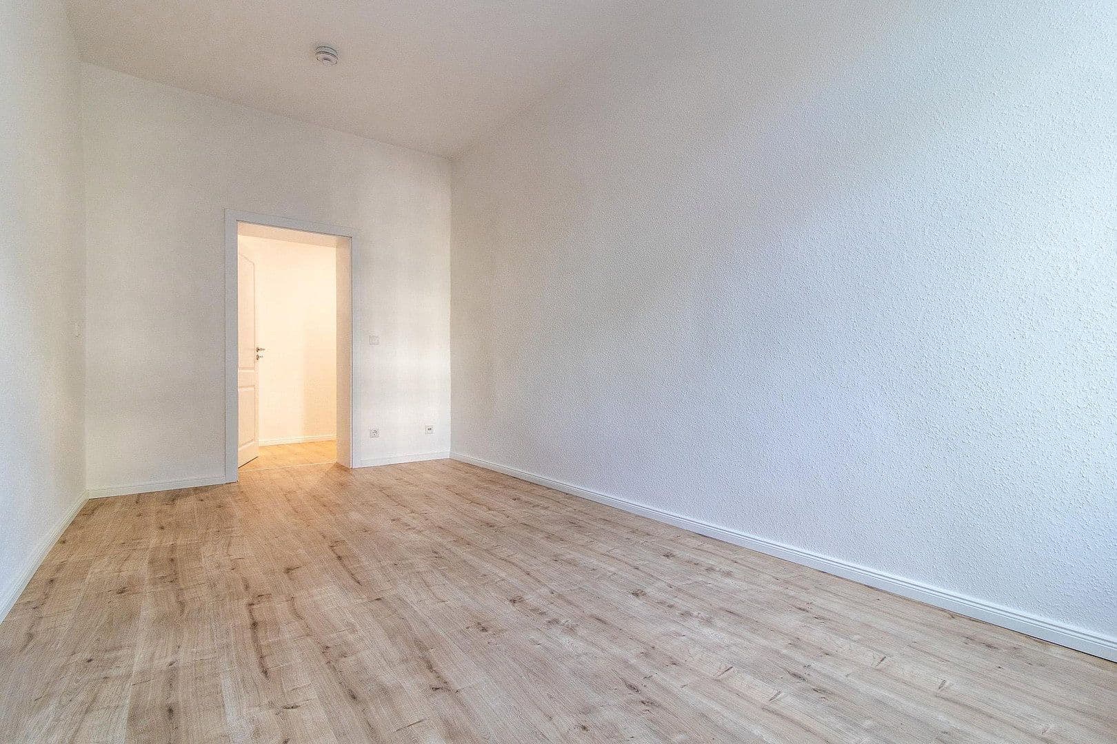Prodej bytu 3+1 81 m², Agricolastr., Chemnitz, Sasko Prodej bytu 3+1 81 m², Agricolastr., Chemnitz, Sasko