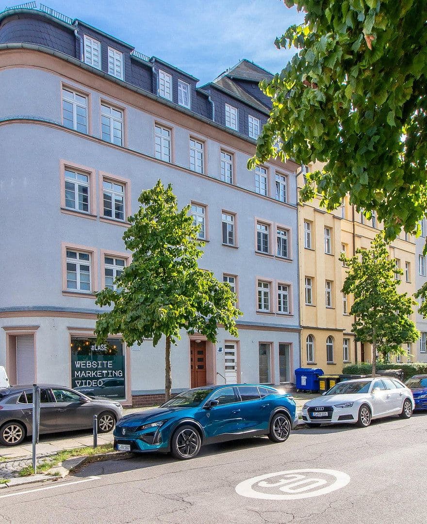 Prodej bytu 3+1 81 m², Agricolastr., Chemnitz, Sasko Prodej bytu 3+1 81 m², Agricolastr., Chemnitz, Sasko
