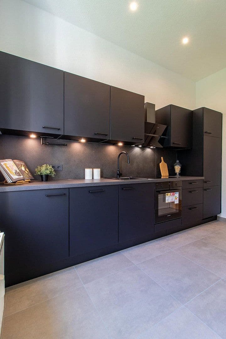 Prodej bytu 3+1 81 m², Agricolastr., Chemnitz, Sasko Prodej bytu 3+1 81 m², Agricolastr., Chemnitz, Sasko