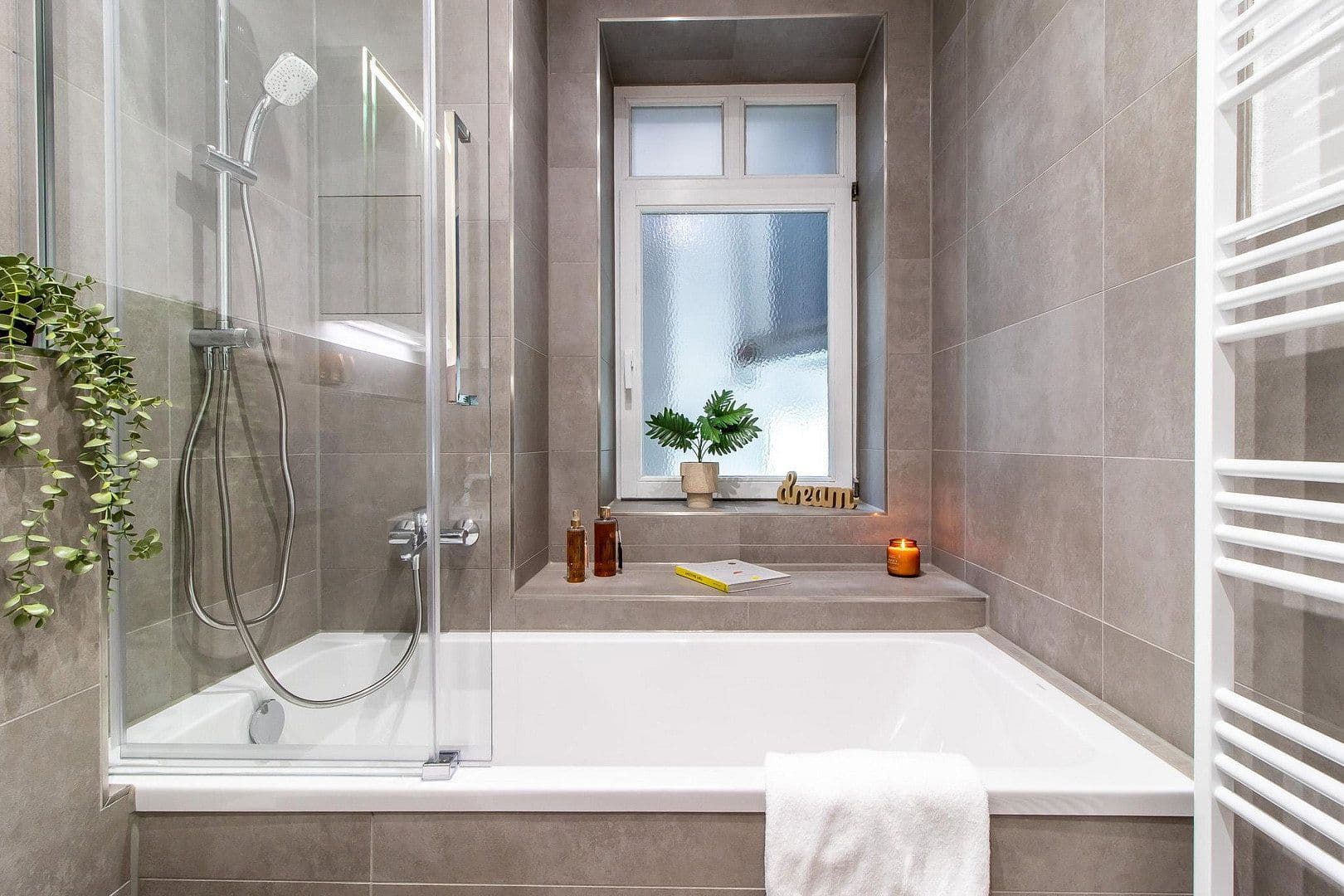 Prodej bytu 3+1 81 m², Agricolastr., Chemnitz, Sasko Prodej bytu 3+1 81 m², Agricolastr., Chemnitz, Sasko
