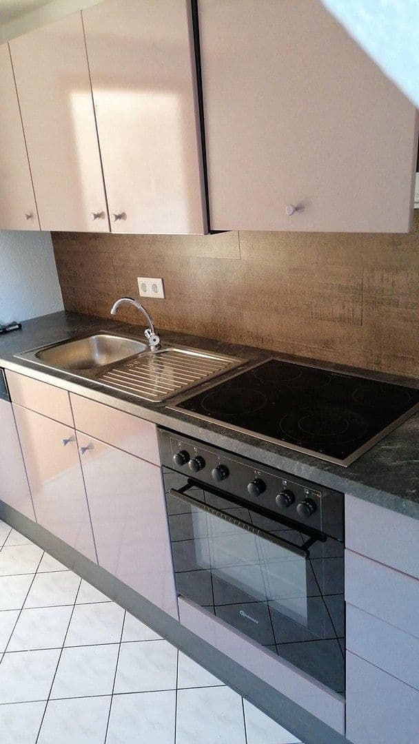 Prodej bytu 3+1 65 m², Brühlstraße 13/2, Mögglingen, Bádensko-Württembersko Prodej bytu 3+1 65 m², Brühlstraße 13/2, Mögglingen, Bádensko-Württembersko