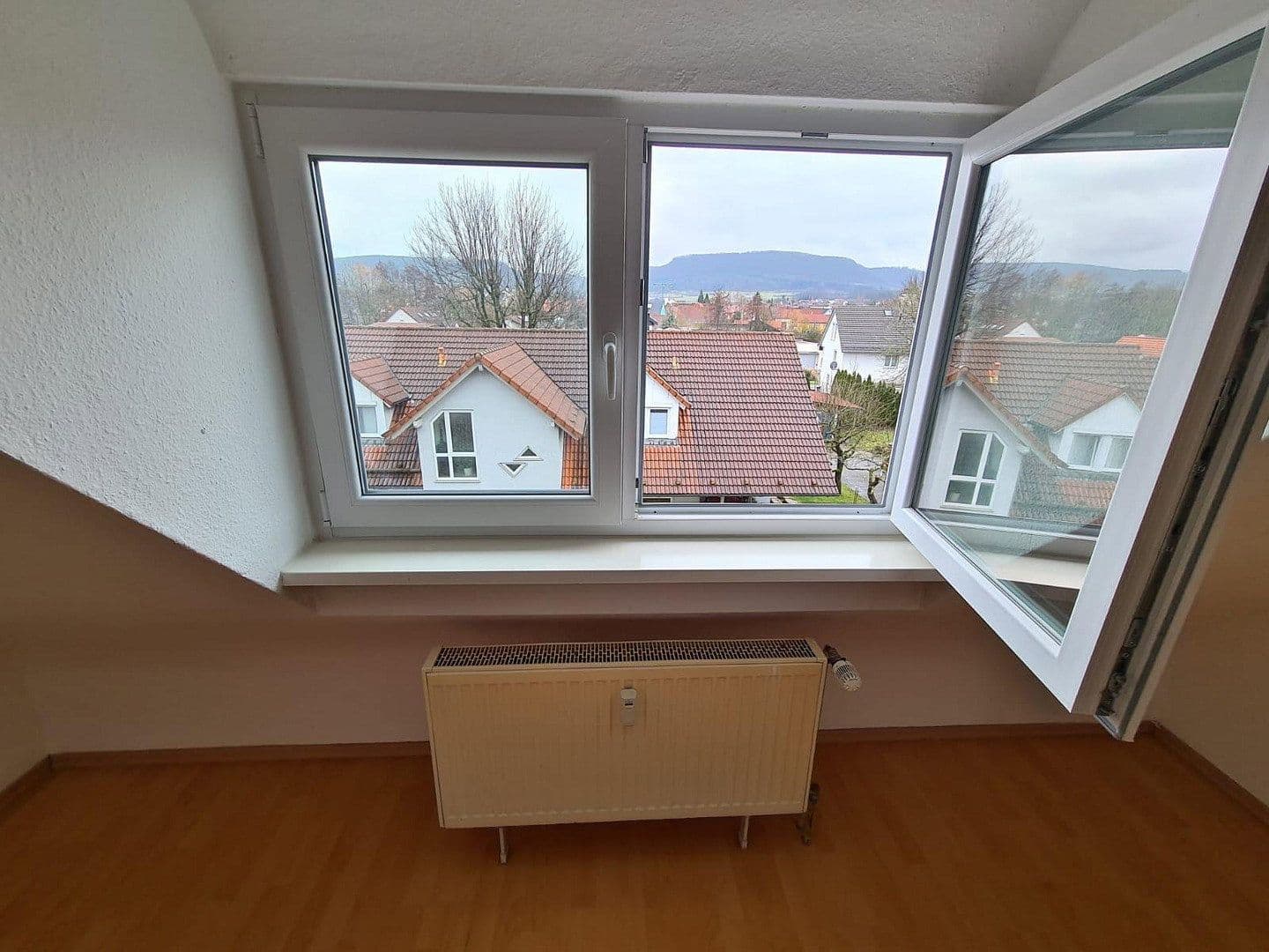 Prodej bytu 3+1 65 m², Brühlstraße 13/2, Mögglingen, Bádensko-Württembersko Prodej bytu 3+1 65 m², Brühlstraße 13/2, Mögglingen, Bádensko-Württembersko