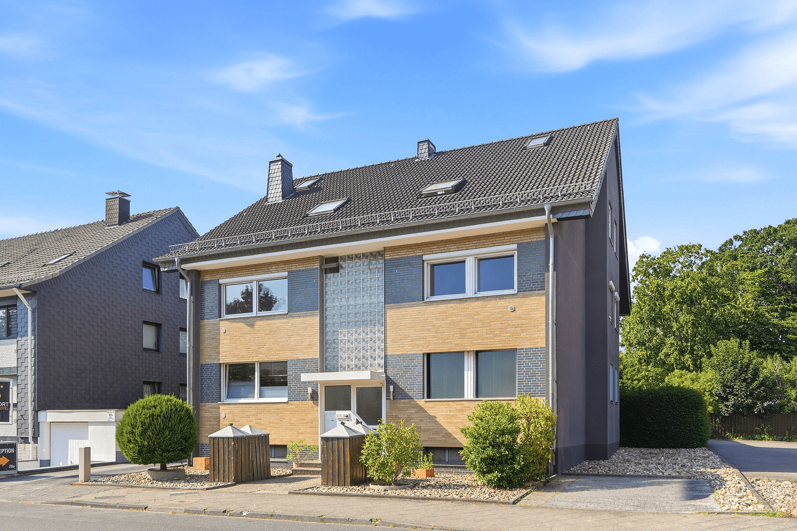 Prodej bytu 3+1 75 m², Düsseldorf, Severní Porýní-Vestfálsko Prodej bytu 3+1 75 m², Düsseldorf, Severní Porýní-Vestfálsko