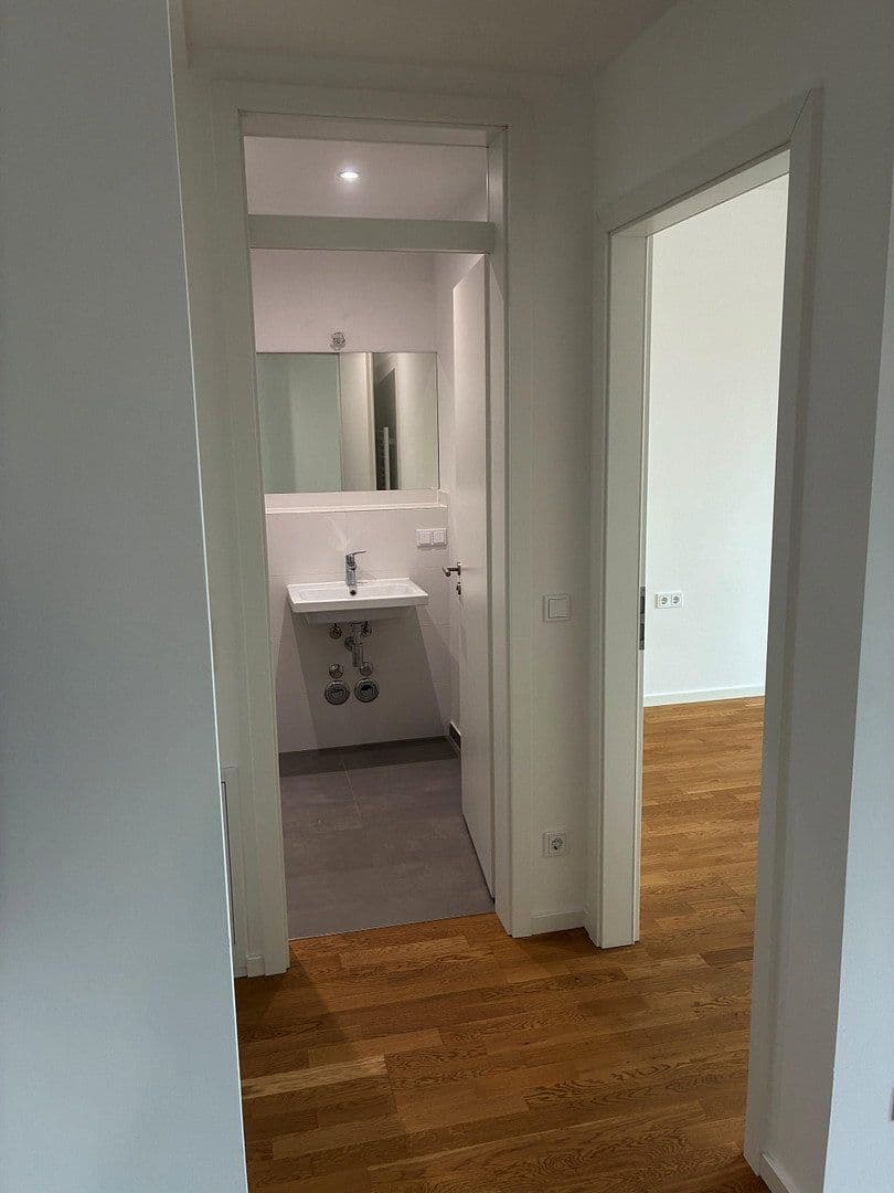 Pronájem bytu 2+1 40 m², Berlin, Berlín Pronájem bytu 2+1 40 m², Berlin, Berlín