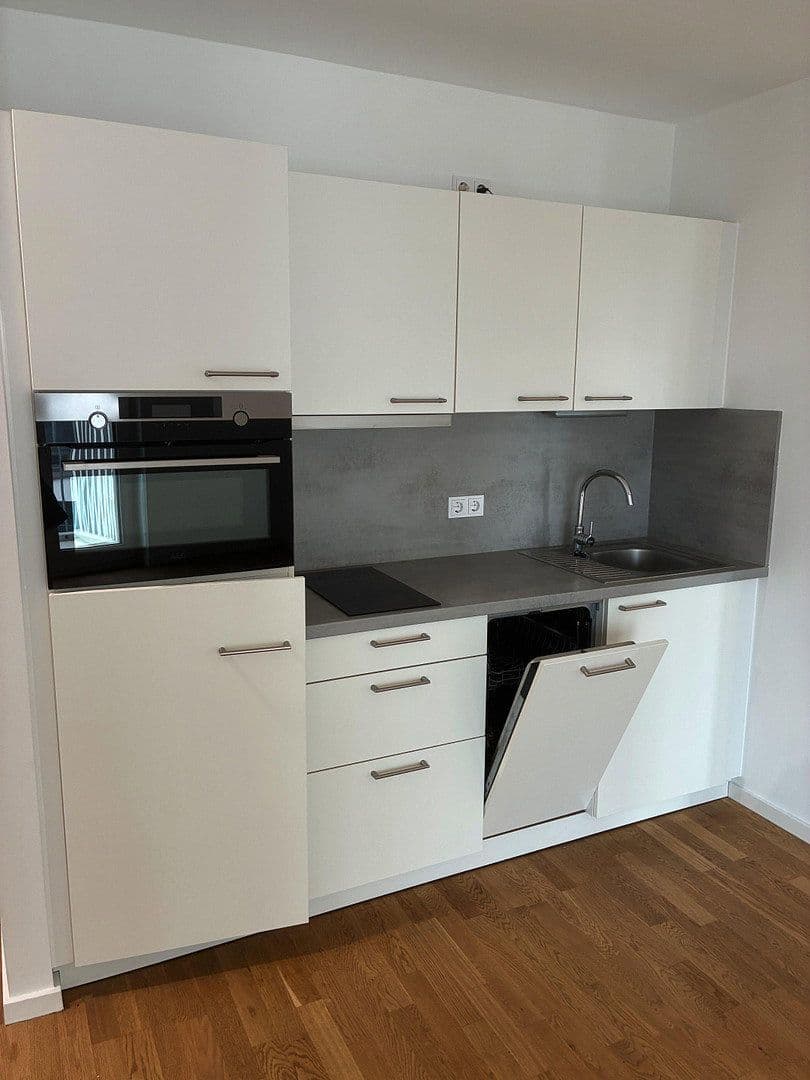Pronájem bytu 2+1 40 m², Berlin, Berlín Pronájem bytu 2+1 40 m², Berlin, Berlín
