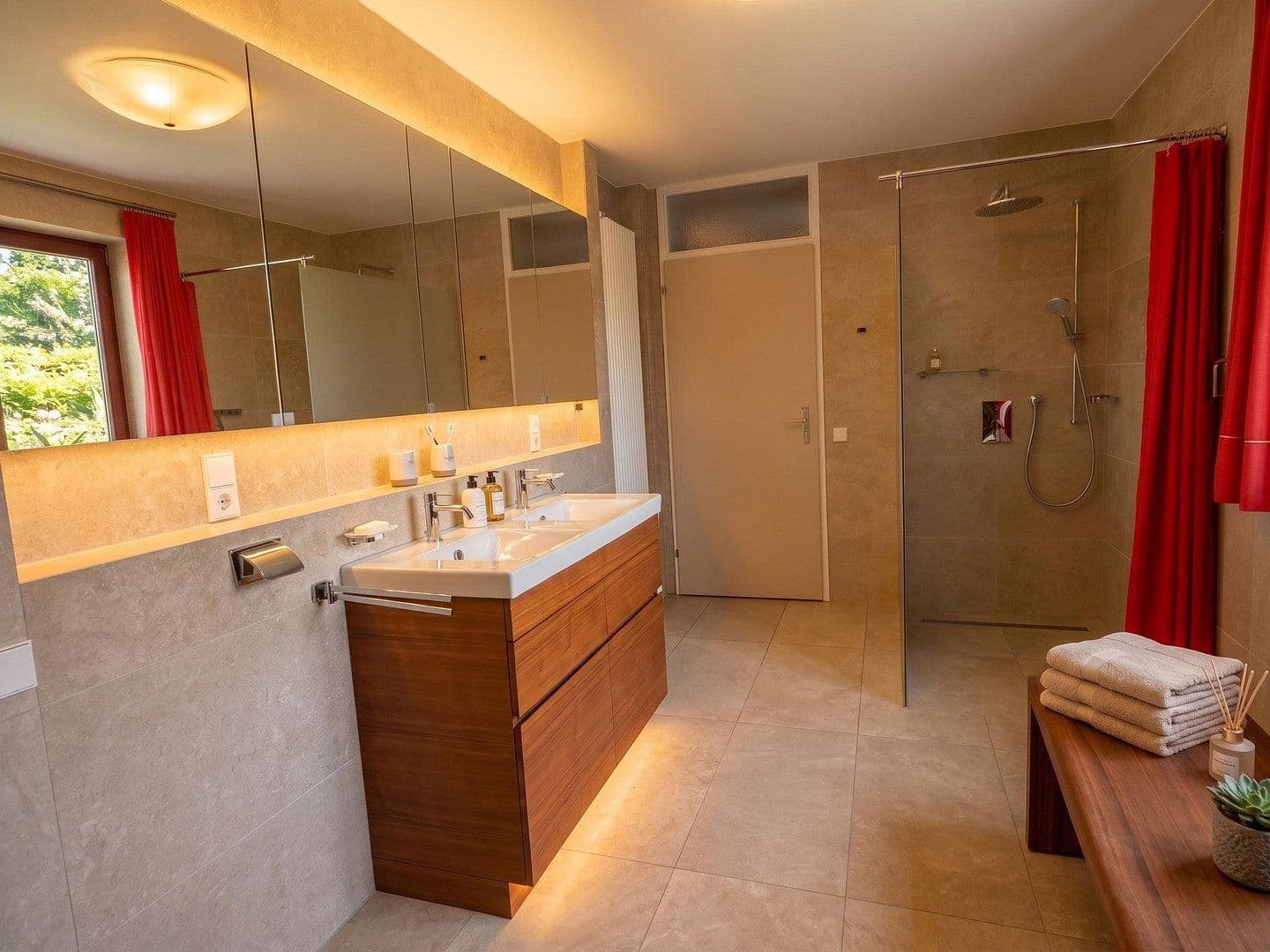 Prodej domu 255 m², pozemek 1.437 m², Scheidegg, Bavorsko Prodej domu 255 m², pozemek 1.437 m², Scheidegg, Bavorsko