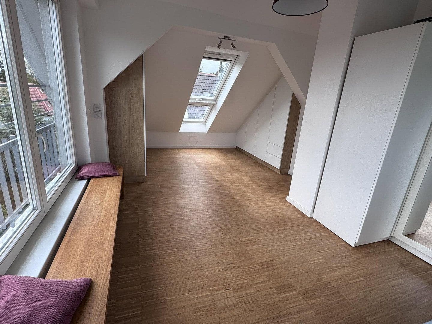 Prodej bytu 3+kk 93 m², Stuttgart, Bádensko-Württembersko Prodej bytu 3+kk 93 m², Stuttgart, Bádensko-Württembersko