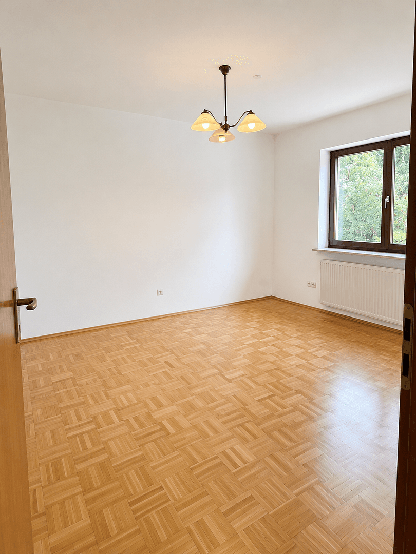Prodej domu 207 m², pozemek 700 m², Staufenstraße 3, Vellberg, Bádensko-Württembersko Prodej domu 207 m², pozemek 700 m², Staufenstraße 3, Vellberg, Bádensko-Württembersko