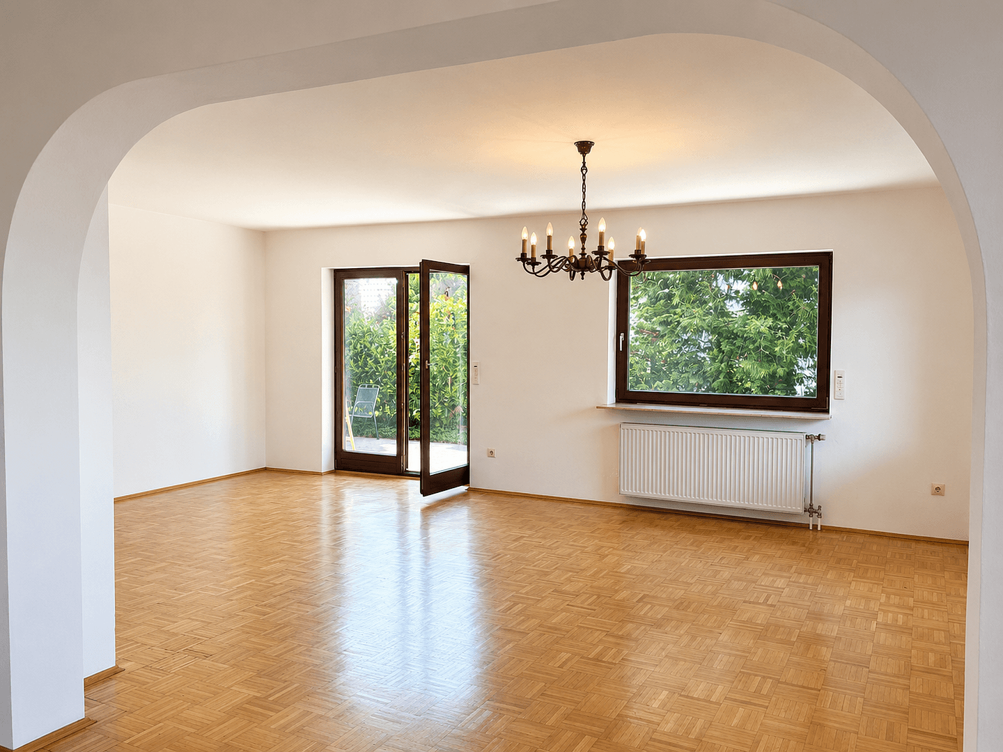 Prodej domu 207 m², pozemek 700 m², Staufenstraße 3, Vellberg, Bádensko-Württembersko Prodej domu 207 m², pozemek 700 m², Staufenstraße 3, Vellberg, Bádensko-Württembersko