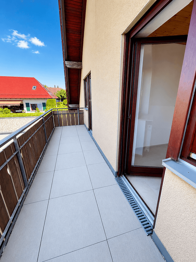 Prodej domu 207 m², pozemek 700 m², Staufenstraße 3, Vellberg, Bádensko-Württembersko Prodej domu 207 m², pozemek 700 m², Staufenstraße 3, Vellberg, Bádensko-Württembersko