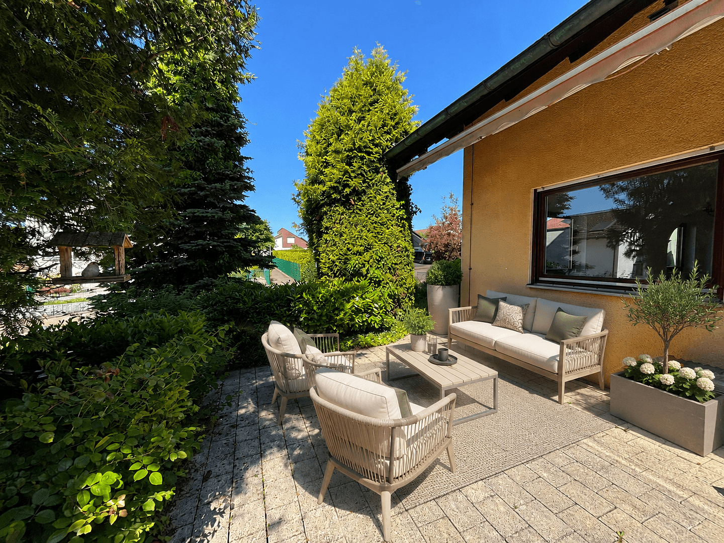 Prodej domu 207 m², pozemek 700 m², Staufenstraße 3, Vellberg, Bádensko-Württembersko Prodej domu 207 m², pozemek 700 m², Staufenstraße 3, Vellberg, Bádensko-Württembersko