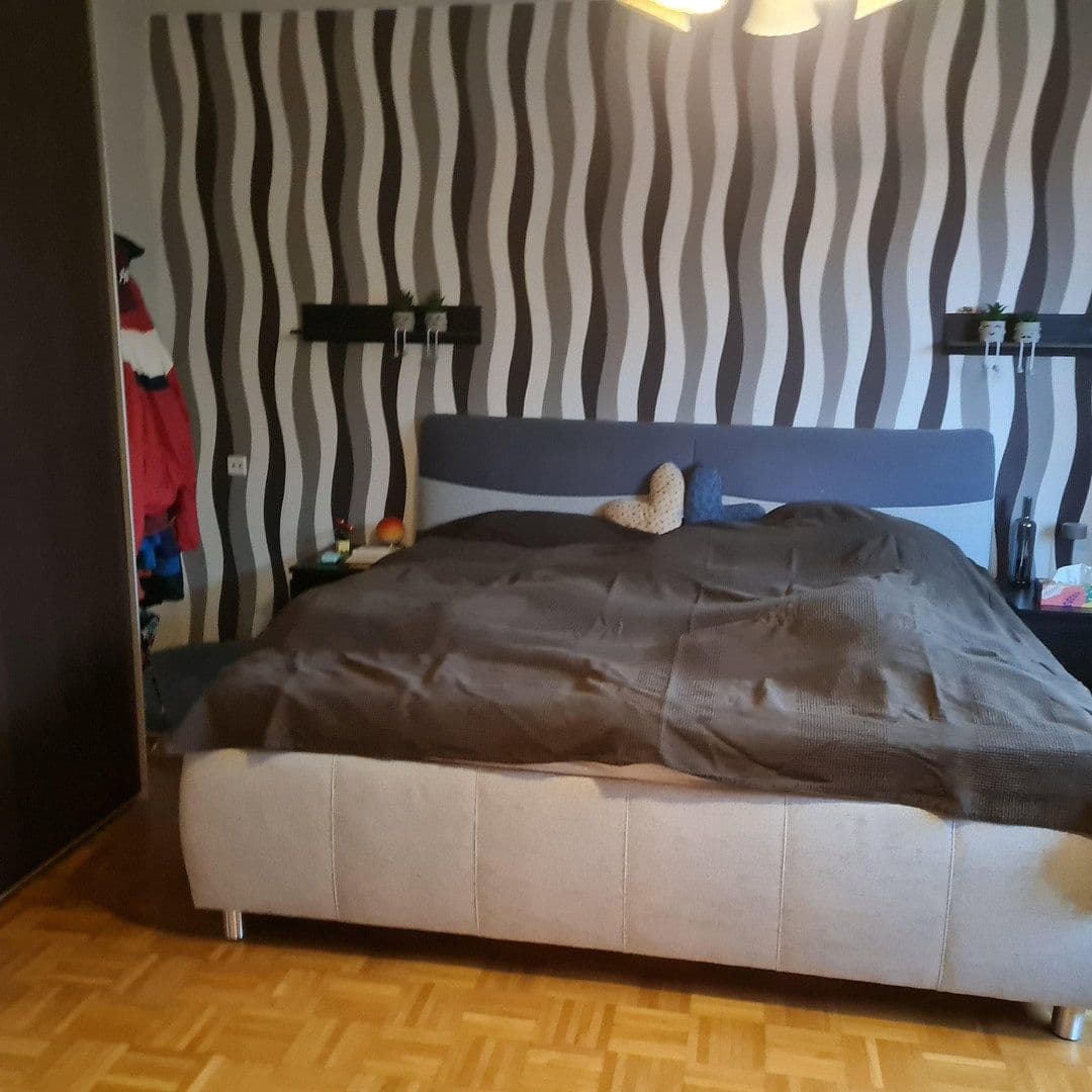 Pronájem bytu 4+1 120 m², Alzenau, Bavorsko Pronájem bytu 4+1 120 m², Alzenau, Bavorsko