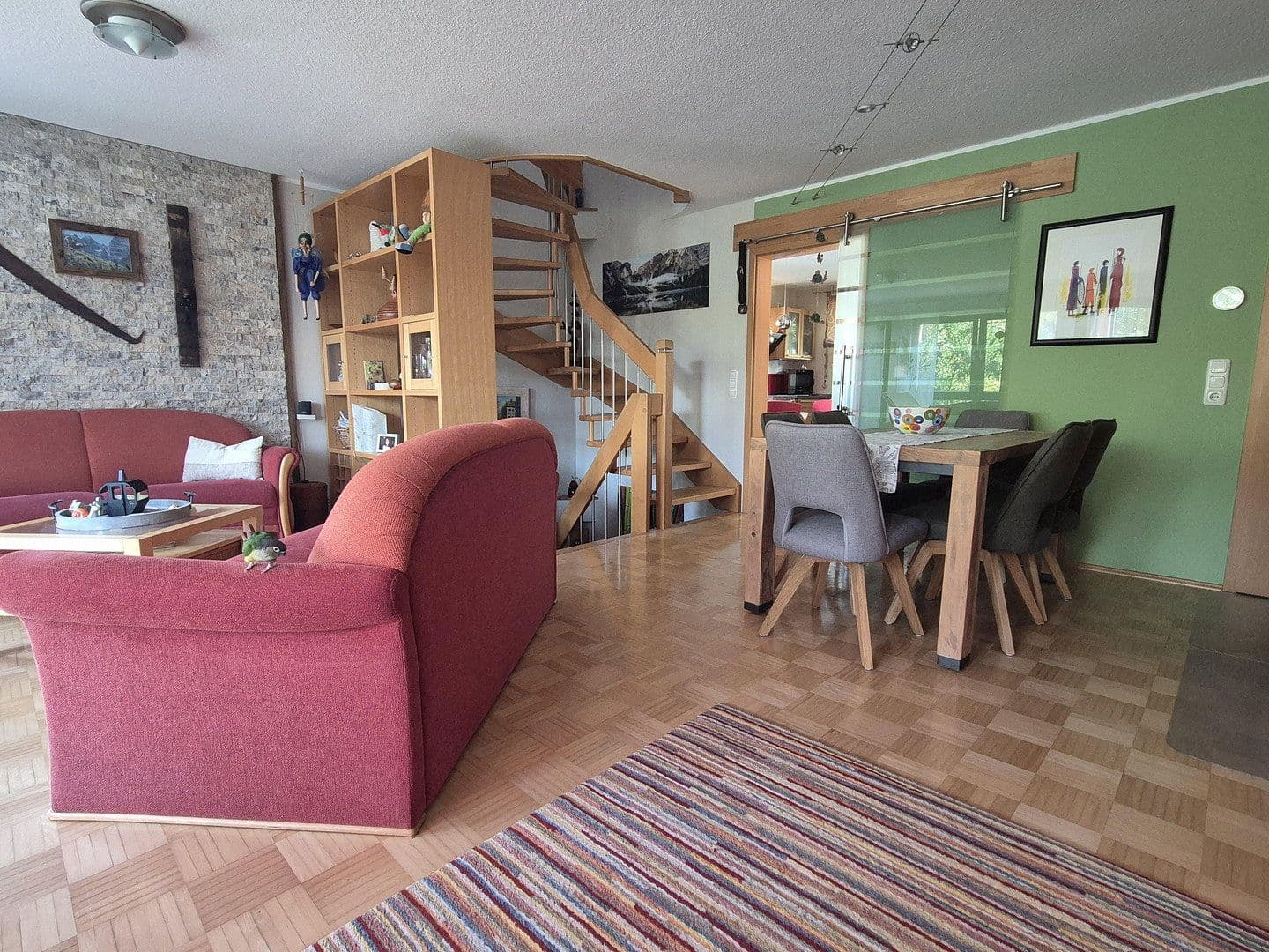 Prodej domu 131 m², pozemek 236 m², Leverkusen, Severní Porýní-Vestfálsko Prodej domu 131 m², pozemek 236 m², Leverkusen, Severní Porýní-Vestfálsko