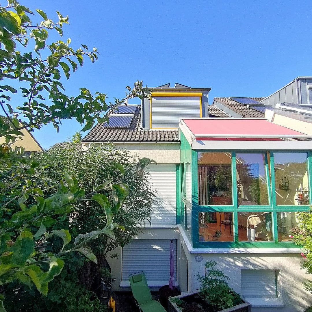 Prodej domu 131 m², pozemek 236 m², Leverkusen, Severní Porýní-Vestfálsko Prodej domu 131 m², pozemek 236 m², Leverkusen, Severní Porýní-Vestfálsko