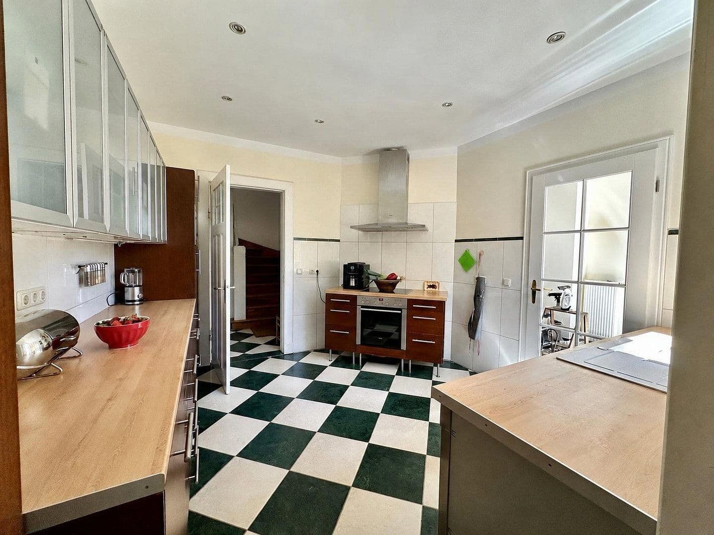 Prodej domu 280 m², pozemek 3.500 m², Kiel, Šlesvicko-Holštýnsko Prodej domu 280 m², pozemek 3.500 m², Kiel, Šlesvicko-Holštýnsko