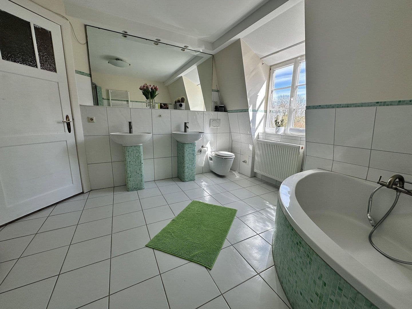 Prodej domu 280 m², pozemek 3.500 m², Kiel, Šlesvicko-Holštýnsko Prodej domu 280 m², pozemek 3.500 m², Kiel, Šlesvicko-Holštýnsko